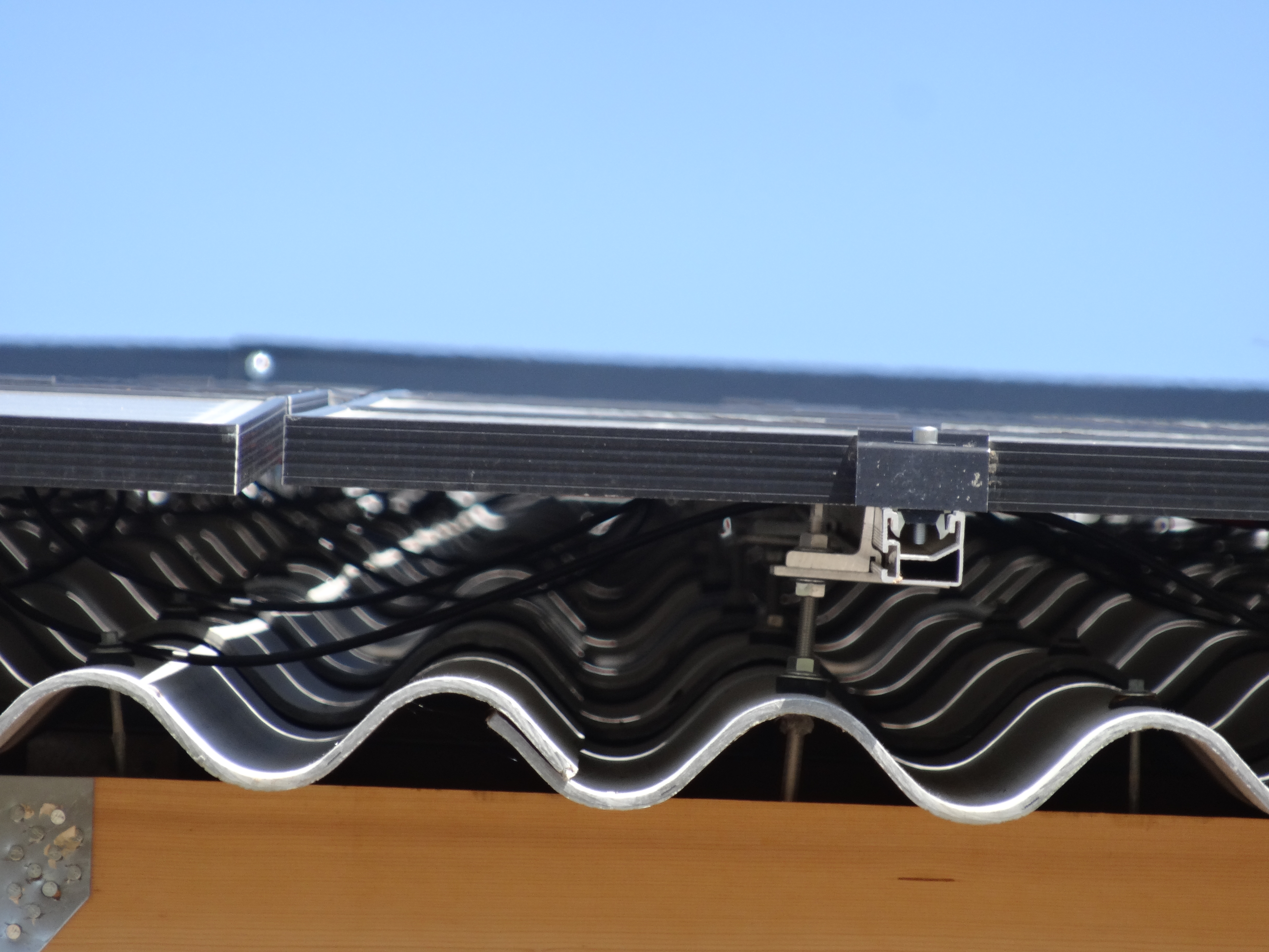 Panneaux solaires et surimposition : tout ce qu’il faut savoir
